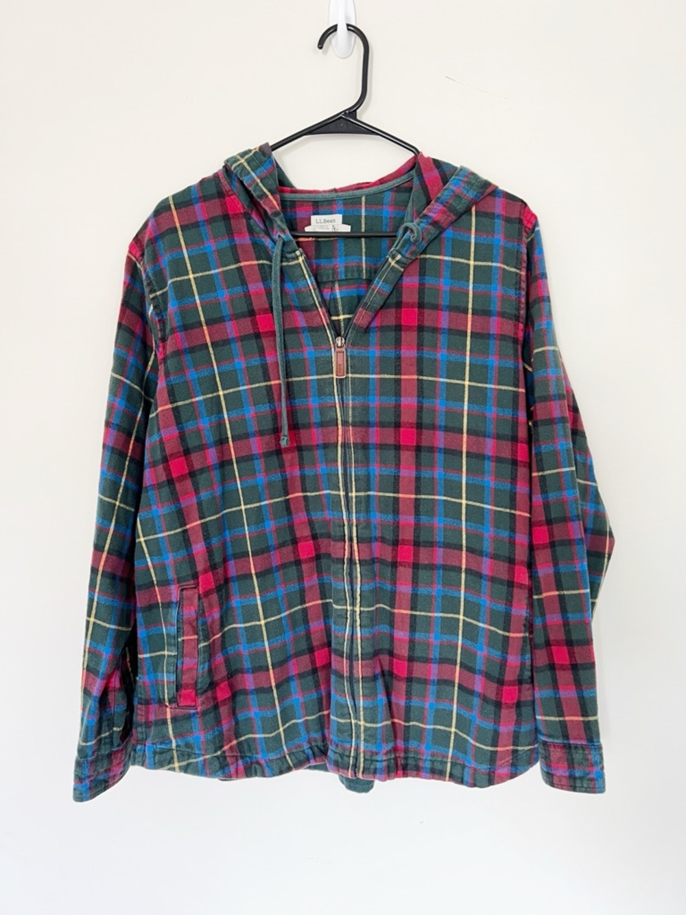 L.L. Bean Women Scotch Plaid Zip-Up Jacket XL Relaxed Flannel Hoodie 100% Cotton